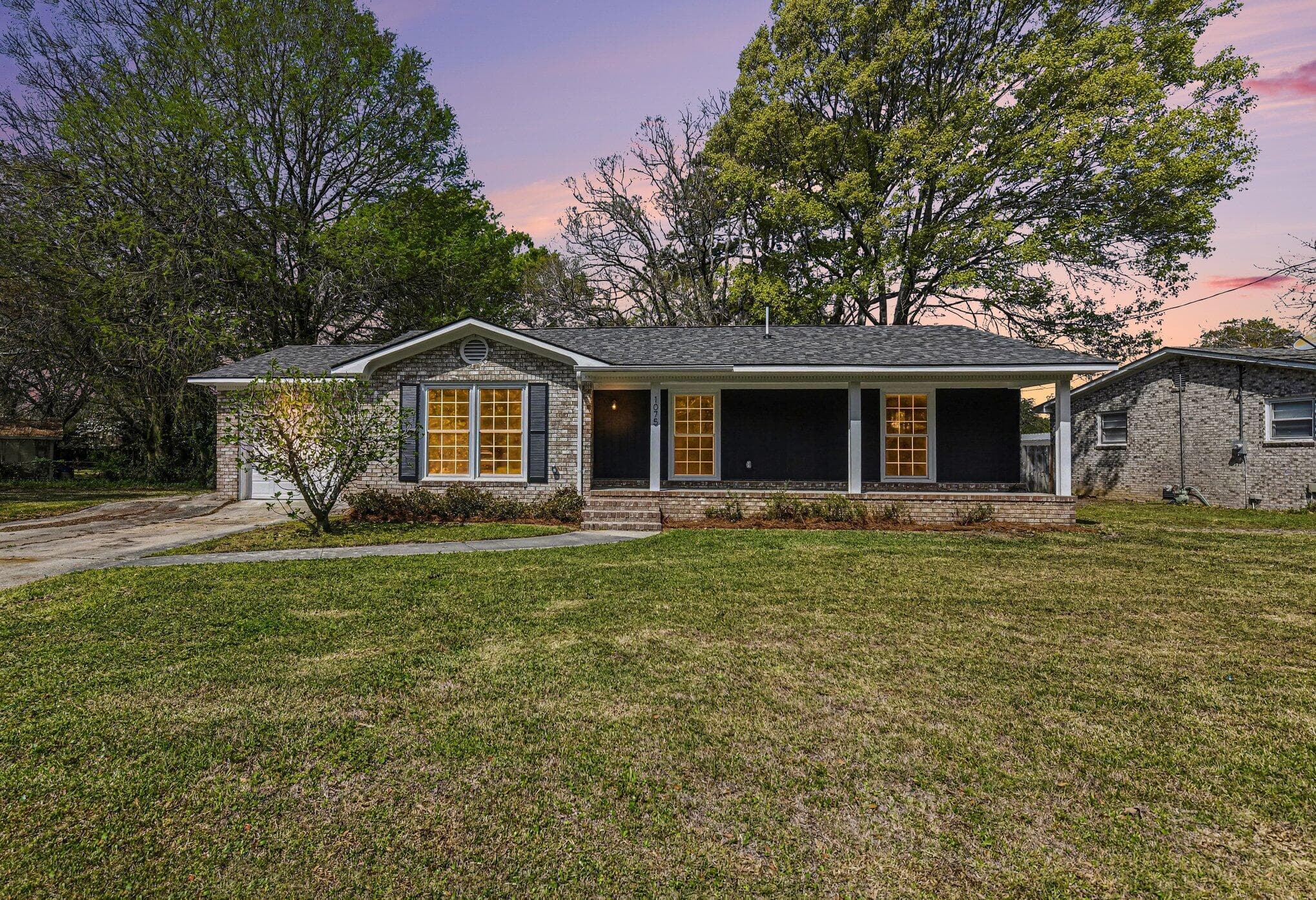 1075 Quail Drive, Charleston